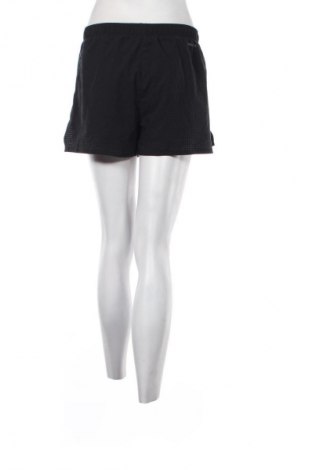 Γυναικείο κοντό παντελόνι Nike, Μέγεθος M, Χρώμα Μαύρο, Τιμή 15,99 €
