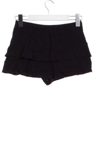 Γυναικείο κοντό παντελόνι Pull&Bear, Μέγεθος XS, Χρώμα Μαύρο, Τιμή 8,99 €