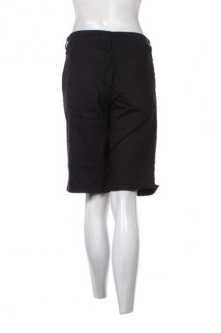 Dámske kraťasy  S.Oliver, Veľkosť XL, Farba Čierna, Cena  46,63 €
