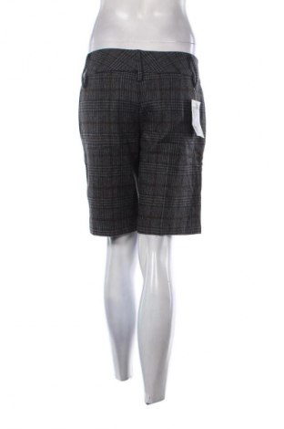 Női rövidnadrág Sisley, Méret L, Szín Sokszínű, Ár 22 727 Ft