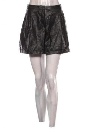 Дамски къс панталон Tezenis, Размер S, Цвят Черен, Цена 4,60 €