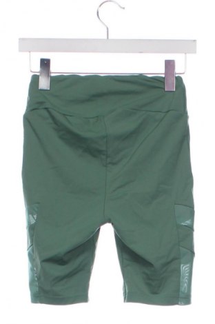 Дамски къс панталон Urban Classics, Размер XXS, Цвят Зелен, Цена 12,00 €