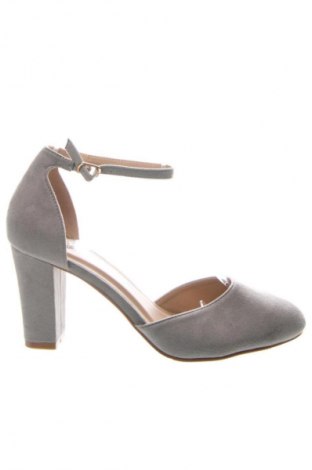 Dámské boty  About You, Velikost 39, Barva Šedá, Cena  759,00 Kč