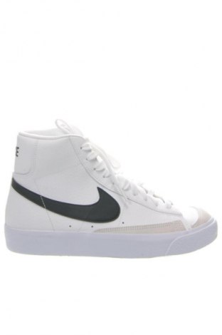 Дамски обувки Nike, Размер 37, Цвят Многоцветен, Цена 62,88 €