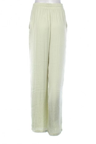 Damenhose Amisu, Größe M, Farbe Grün, Preis € 15,00