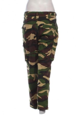 Дамски панталон Bershka, Размер M, Цвят Многоцветен, Цена 6,64 €