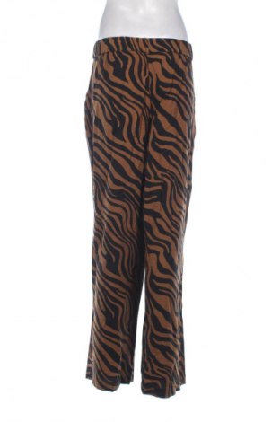 Γυναικείο παντελόνι C&A, Μέγεθος XL, Χρώμα Πολύχρωμο, Τιμή 17,86 €