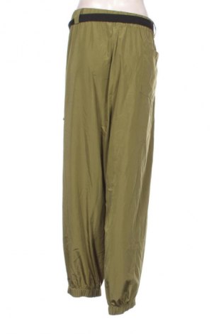 Γυναικείο παντελόνι Collusion, Μέγεθος 3XL, Χρώμα Πράσινο, Τιμή 24,55 €