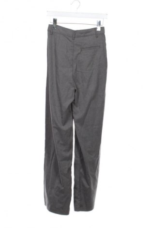 Dámské kalhoty  Defacto, Velikost XS, Barva Šedá, Cena  449,00 Kč