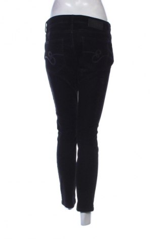 Dámske nohavice Escada, Veľkosť L, Farba Čierna, Cena  92,56 €