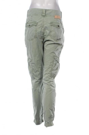 Damenhose Lieblingsstuck, Größe M, Farbe Grün, Preis € 31,73