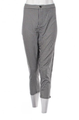 Γυναικείο παντελόνι Norah, Μέγεθος 3XL, Χρώμα Πολύχρωμο, Τιμή 9,99 €