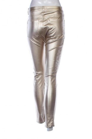 Dámské kalhoty  Pull&Bear, Velikost S, Barva Zlatistá, Cena  420,00 Kč