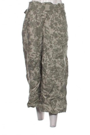 Дамски панталон S.Oliver, Размер 3XL, Цвят Многоцветен, Цена 11,75 €