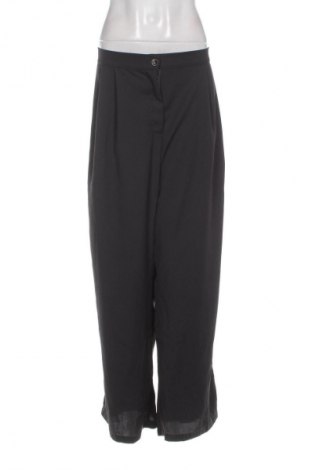 Dámské kalhoty  SHEIN, Velikost 4XL, Barva Šedá, Cena  425,00 Kč