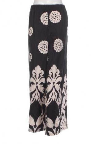 Дамски панталон SHEIN, Размер XXL, Цвят Многоцветен, Цена 9,20 €