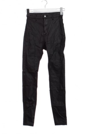 Dámské kalhoty  Stradivarius, Velikost XS, Barva Černá, Cena  419,00 Kč