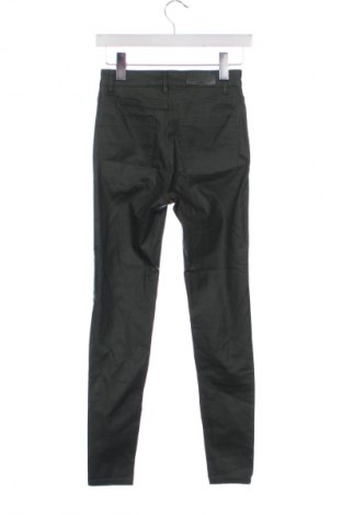 Γυναικείο παντελόνι Stradivarius, Μέγεθος XS, Χρώμα Πράσινο, Τιμή 14,77 €