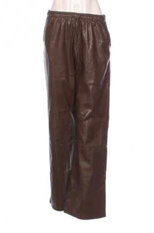 Dámské kalhoty  Stradivarius, Velikost L, Barva Hnědá, Cena  425,00 Kč