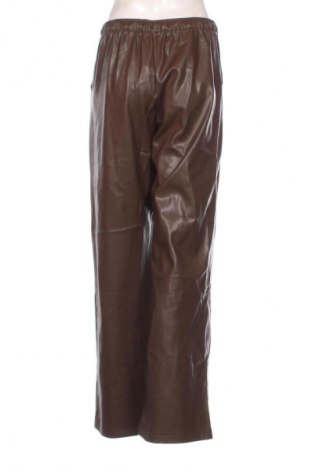 Dámské kalhoty  Stradivarius, Velikost L, Barva Hnědá, Cena  425,00 Kč