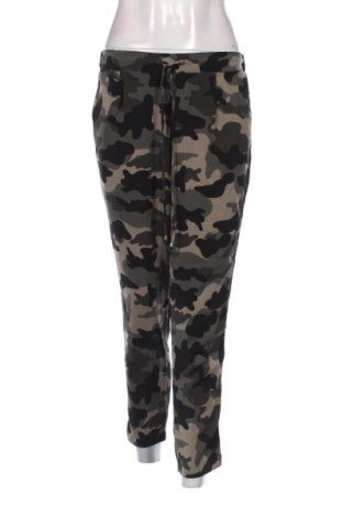 Női nadrág Stradivarius, Méret M, Szín Sokszínű, Ár 6 198 Ft