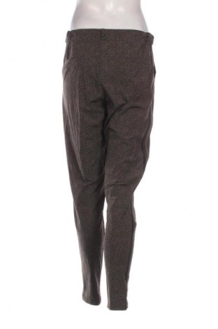 Damenhose Studio, Größe M, Farbe Mehrfarbig, Preis € 15,00