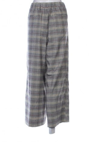 Damenhose Yessica, Größe XL, Farbe Mehrfarbig, Preis € 15,00