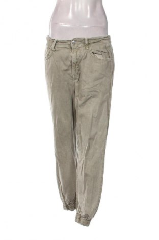 Damenhose Zara, Größe L, Farbe Grün, Preis € 13,81