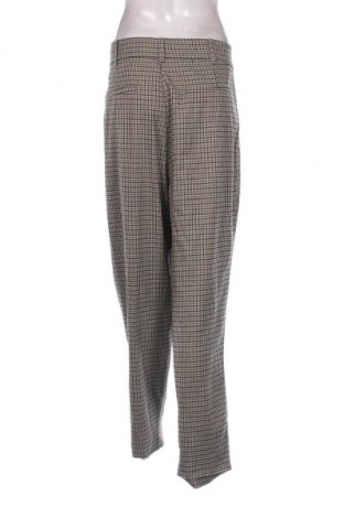 Дамски панталон Zara, Размер XXL, Цвят Многоцветен, Цена 14,00 €