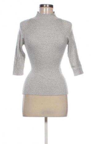 Női pulóver Madeleine, Méret S, Szín Szürke, Ár 12 129 Ft