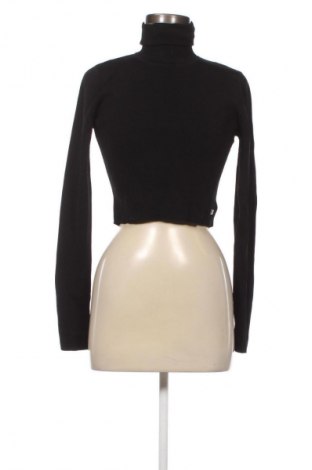 Női pulóver Nikkie, Méret M, Szín Fekete, Ár 7 869 Ft