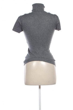 Dámský svetr Unbranded, Velikost M, Barva Šedá, Cena  425,00 Kč