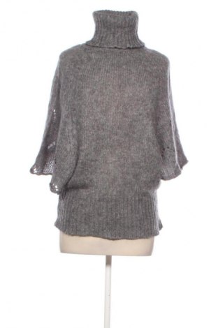 Dámský svetr Unbranded, Velikost M, Barva Šedá, Cena  425,00 Kč