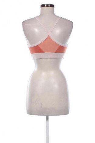 Γυναίκειο αθλητικό τοπ Nike, Μέγεθος M, Χρώμα Καφέ, Τιμή 17,00 €