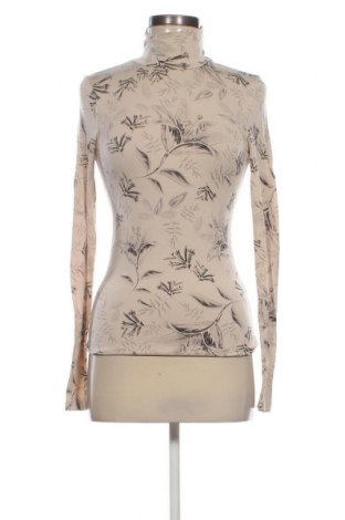 Damen Rollkragen Reserved, Größe XS, Farbe Mehrfarbig, Preis 9,70 €