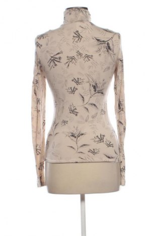 Damen Rollkragen Reserved, Größe XS, Farbe Mehrfarbig, Preis 9,70 €