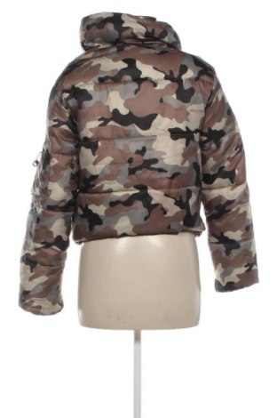 Női dzseki Bershka, Méret XS, Szín Sokszínű, Ár 12 397 Ft