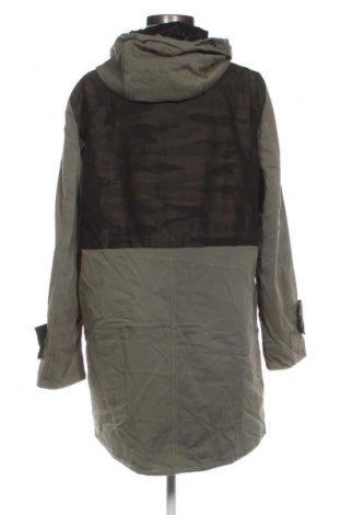 Dámska bunda  Sisley, Veľkosť L, Farba Viacfarebná, Cena  25,95 €