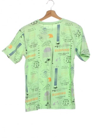 Dětské tričko  Reserved, Velikost 13-14y/ 164-168 cm, Barva Vícebarevné, Cena  299,00 Kč