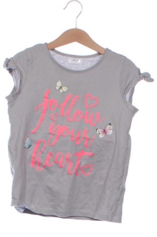 Dětské tričko  Unbranded, Velikost 6-7y/ 122-128 cm, Barva Šedá, Cena  143,00 Kč
