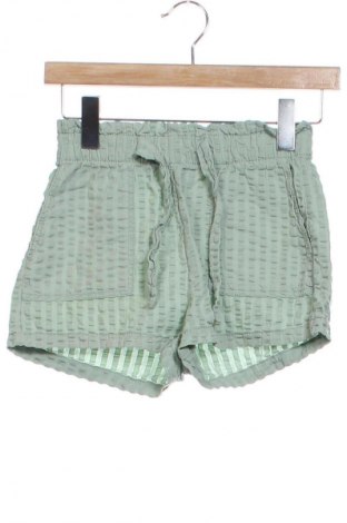 Kinder Shorts H&M, Größe 8-9y/ 134-140 cm, Farbe Grün, Preis 6,99 €