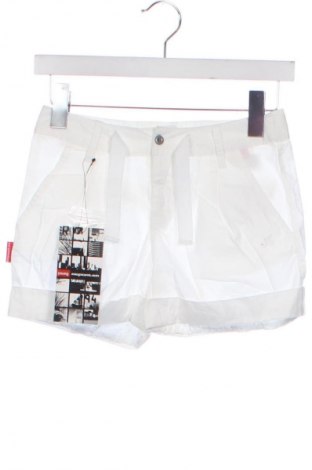 Kinder Shorts Reporter, Größe 10-11y/ 146-152 cm, Farbe Weiß, Preis 20,53 €
