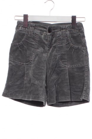 Dětské krátké kalhoty  United Colors Of Benetton, Velikost 7-8y/ 128-134 cm, Barva Šedá, Cena  159,00 Kč