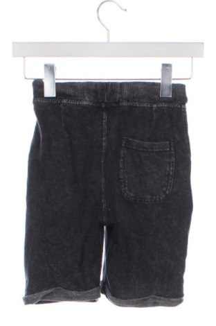 Kinder Shorts X-Mail, Größe 5-6y/ 116-122 cm, Farbe Grau, Preis 7,00 €