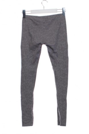 Kinderlegging Reserved, Größe 11-12y/ 152-158 cm, Farbe Mehrfarbig, Preis 7,99 €