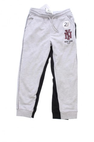 Dětský komplet  Pepco, Velikost 6-7y/ 122-128 cm, Barva Vícebarevné, Cena  451,00 Kč