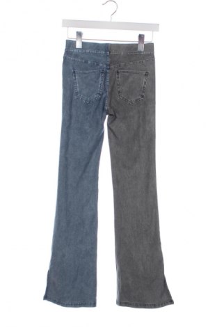 Dětské kalhoty  H&M, Velikost 14-15y/ 168-170 cm, Barva Modrá, Cena  269,00 Kč