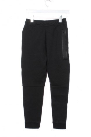 Kinder Sporthose Nike, Größe 6-9m/ 68-74 cm, Farbe Schwarz, Preis 17,00 €