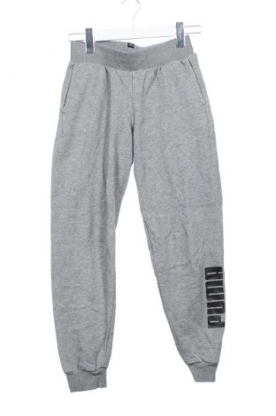 Dětské tepláky PUMA, Velikost 11-12y/ 152-158 cm, Barva Šedá, Cena  419,00 Kč