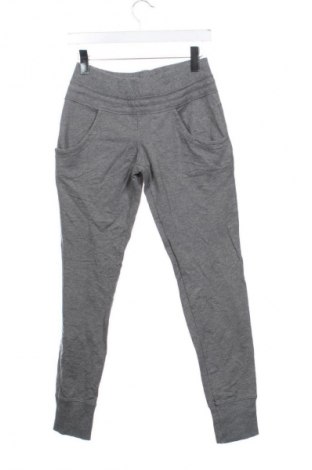 Dětské tepláky Sisley, Velikost 12-13y/ 158-164 cm, Barva Šedá, Cena  459,00 Kč